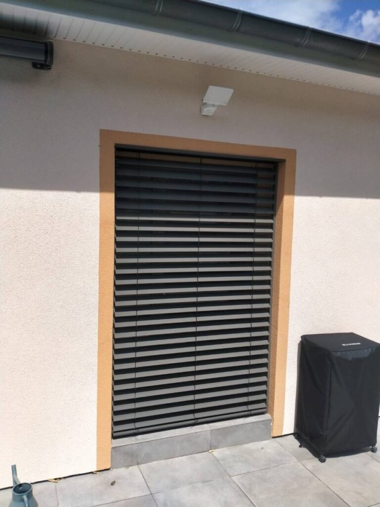 Nrise-soleil intégré dans l&apos;isolation extérieure