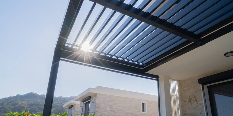 Protections solaires bioclimatiques - type casquette